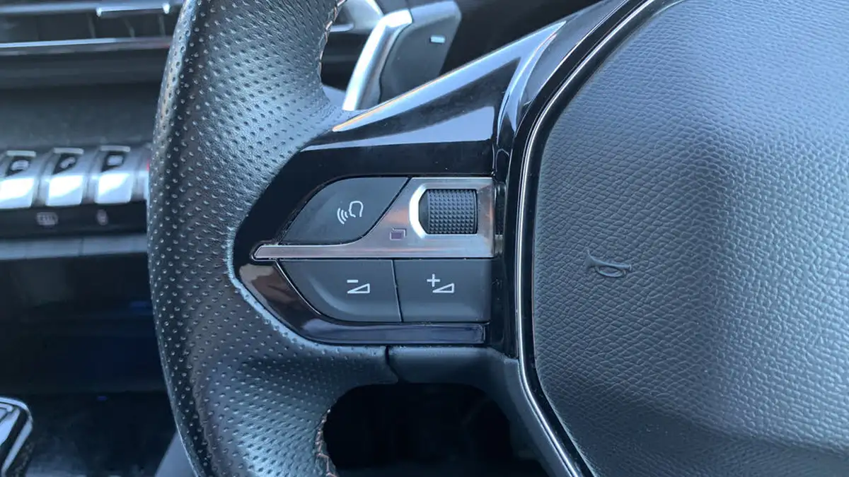 2020-peugeot-5008-suv-20-bluehdi-gt-line-big-23