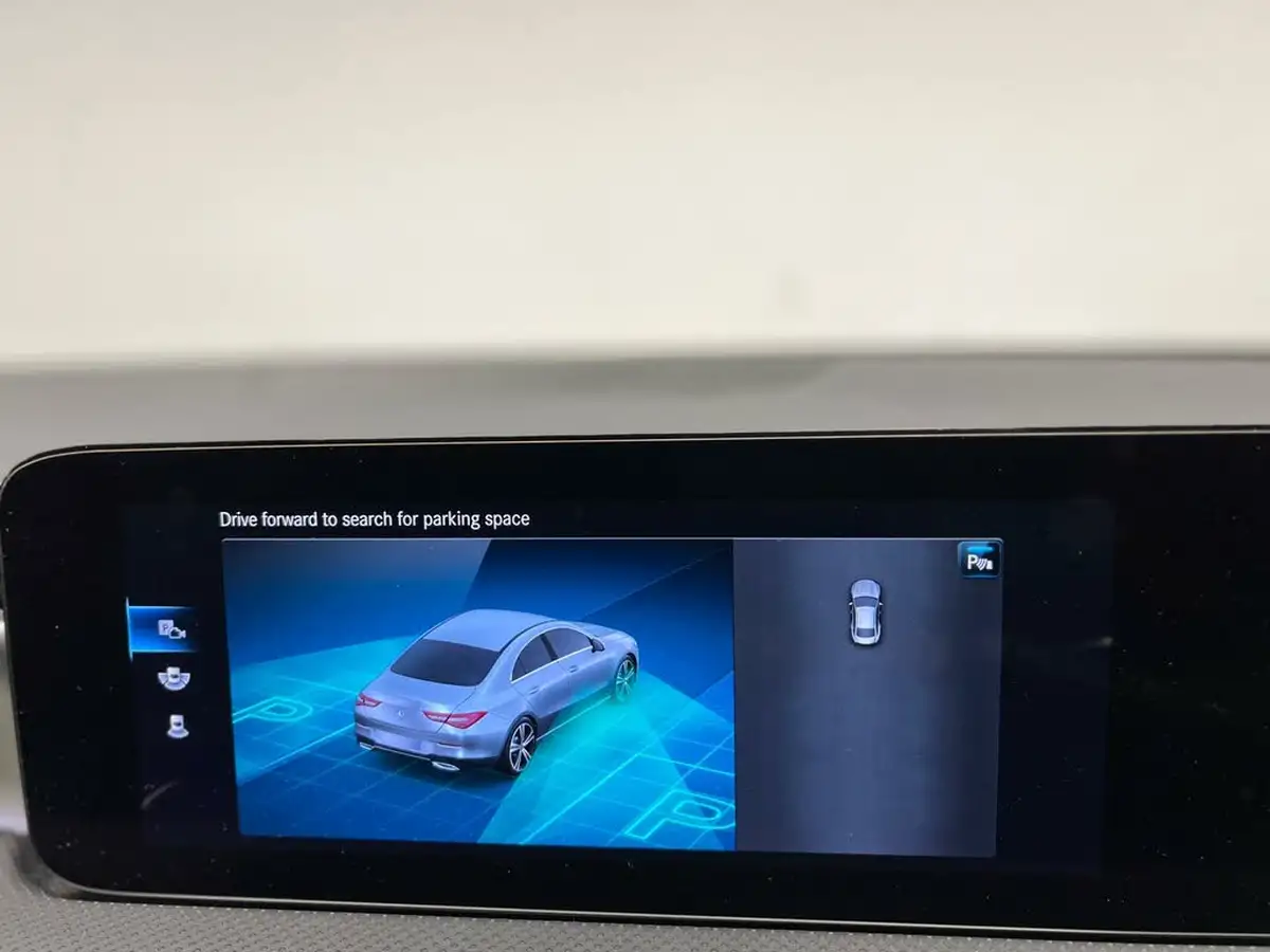2022-mercedes-benz-cla-big-21