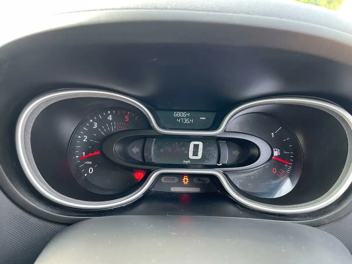 2021-renault-trafic-20dci-ll30-energy-120-business-panel-big-11