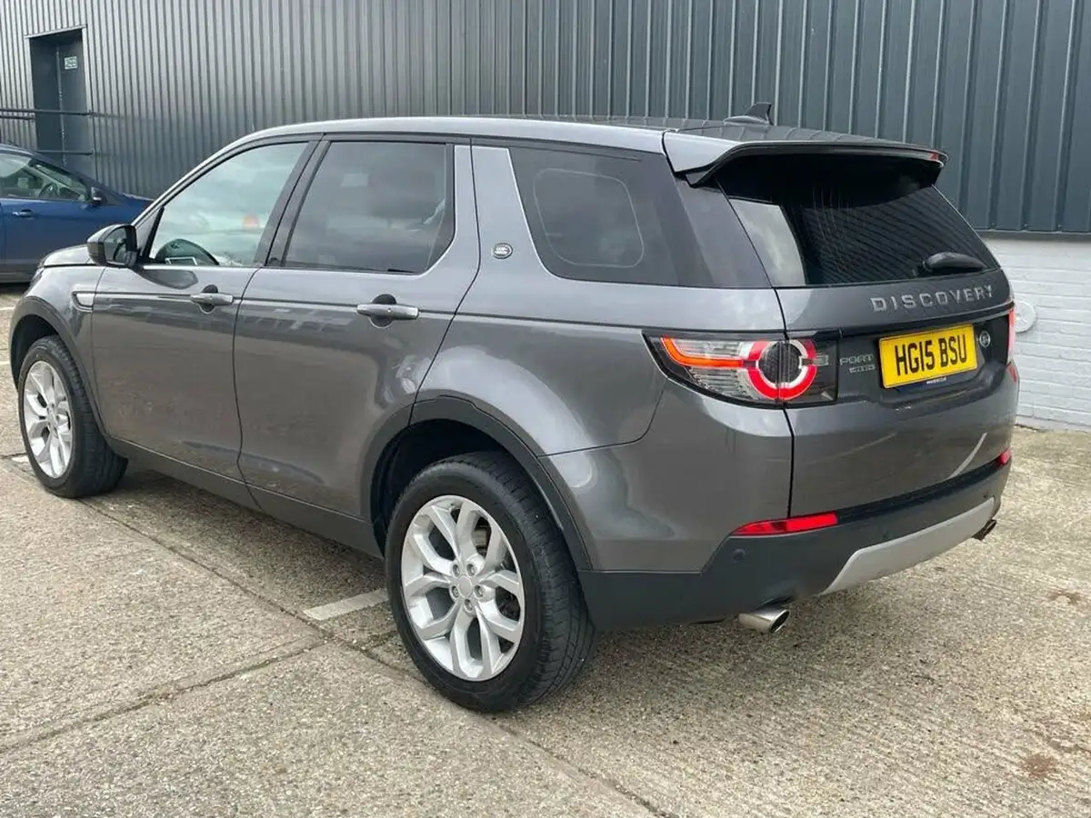 2015-land-rover-discovery-sport-22td-hse-awd-auto-big-27