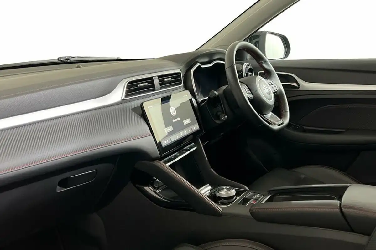 2023-mg-zs-suv-e-trophy-ev-156ps-long-range-big-10