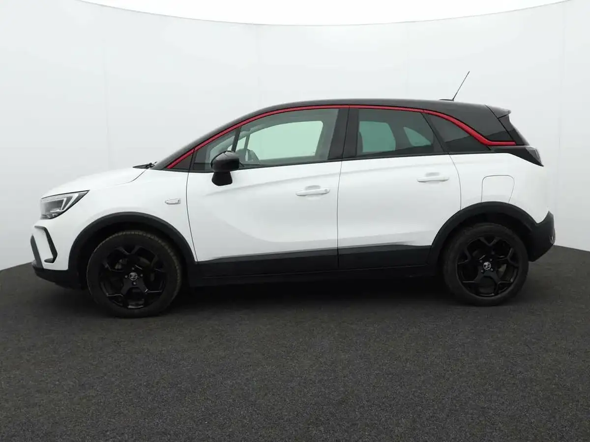 2022-vauxhall-crossland-15-gs-line-big-4
