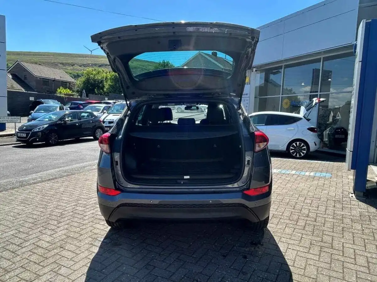 2018-hyundai-tucson-17crdi-blue-drive-go-se-116ps-big-6