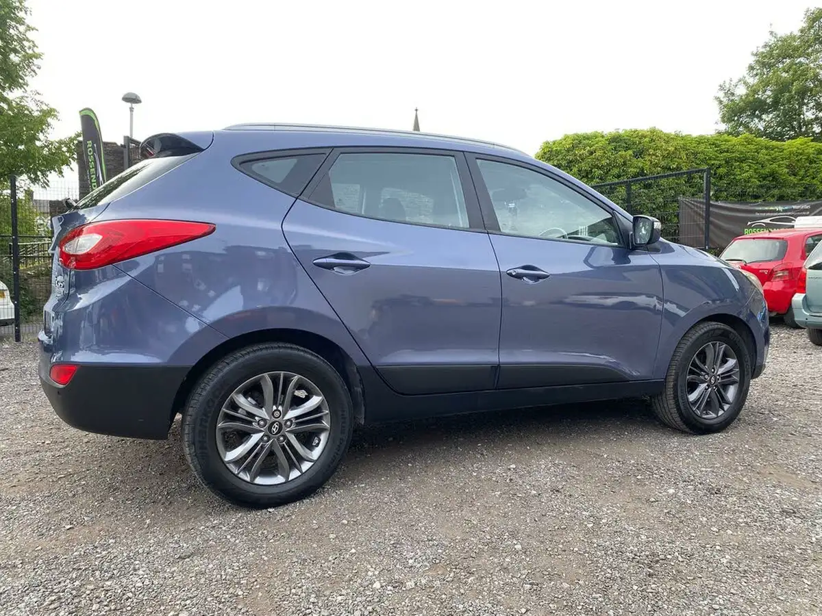2013-hyundai-ix35-17td-se-nav-big-14
