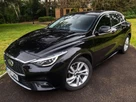 2017-infiniti-q30-15d-se-small-3