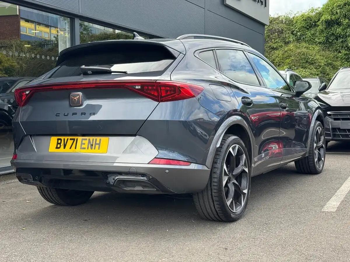 2021-cupra-formentor-14-e-hybrid-v2-big-10