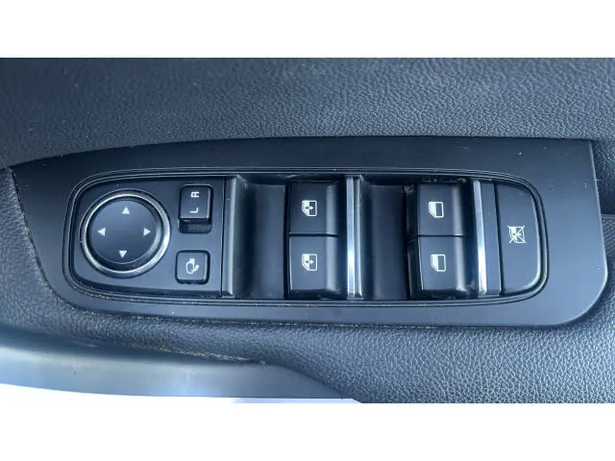 2022-kia-ceed-15-t-gdi-3-sportswagon-big-21