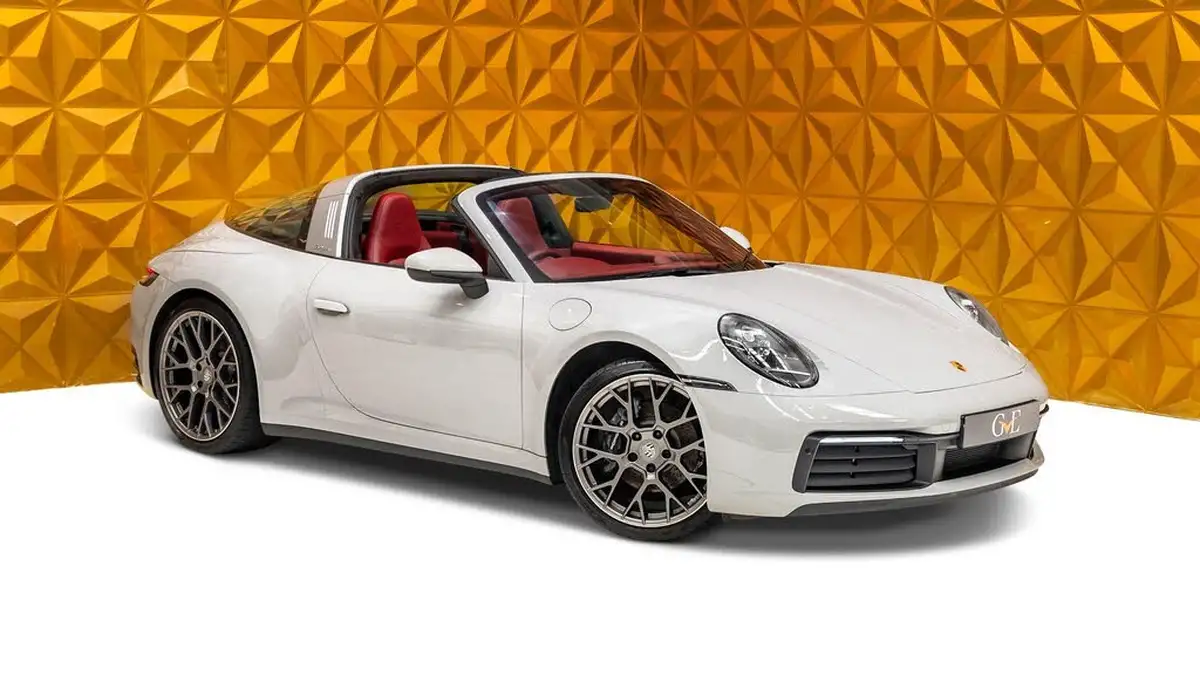 2023-porsche-911-30-targa-4-big-1