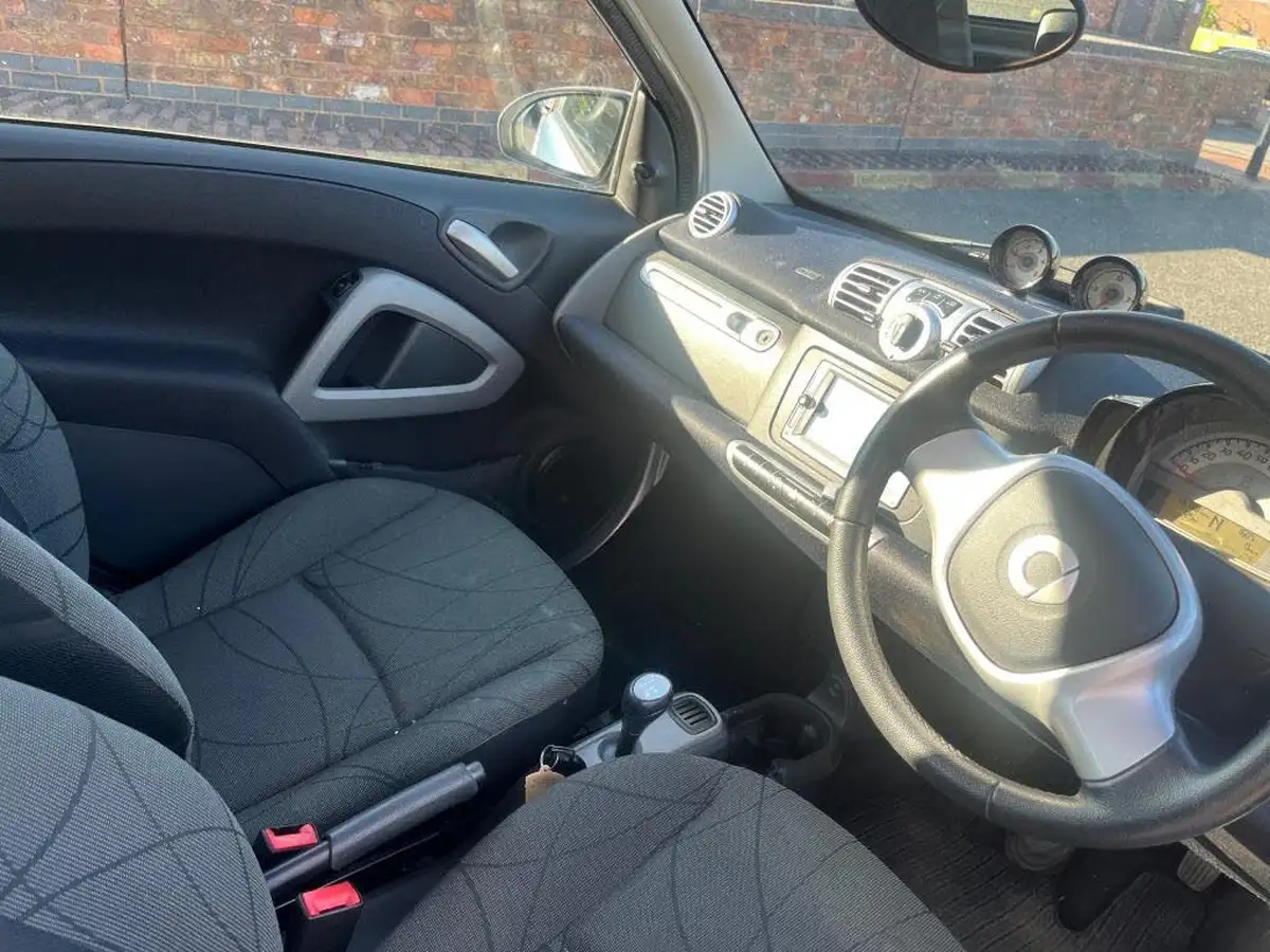 2013-smart-fortwo-08td-passion-coupe-big-8