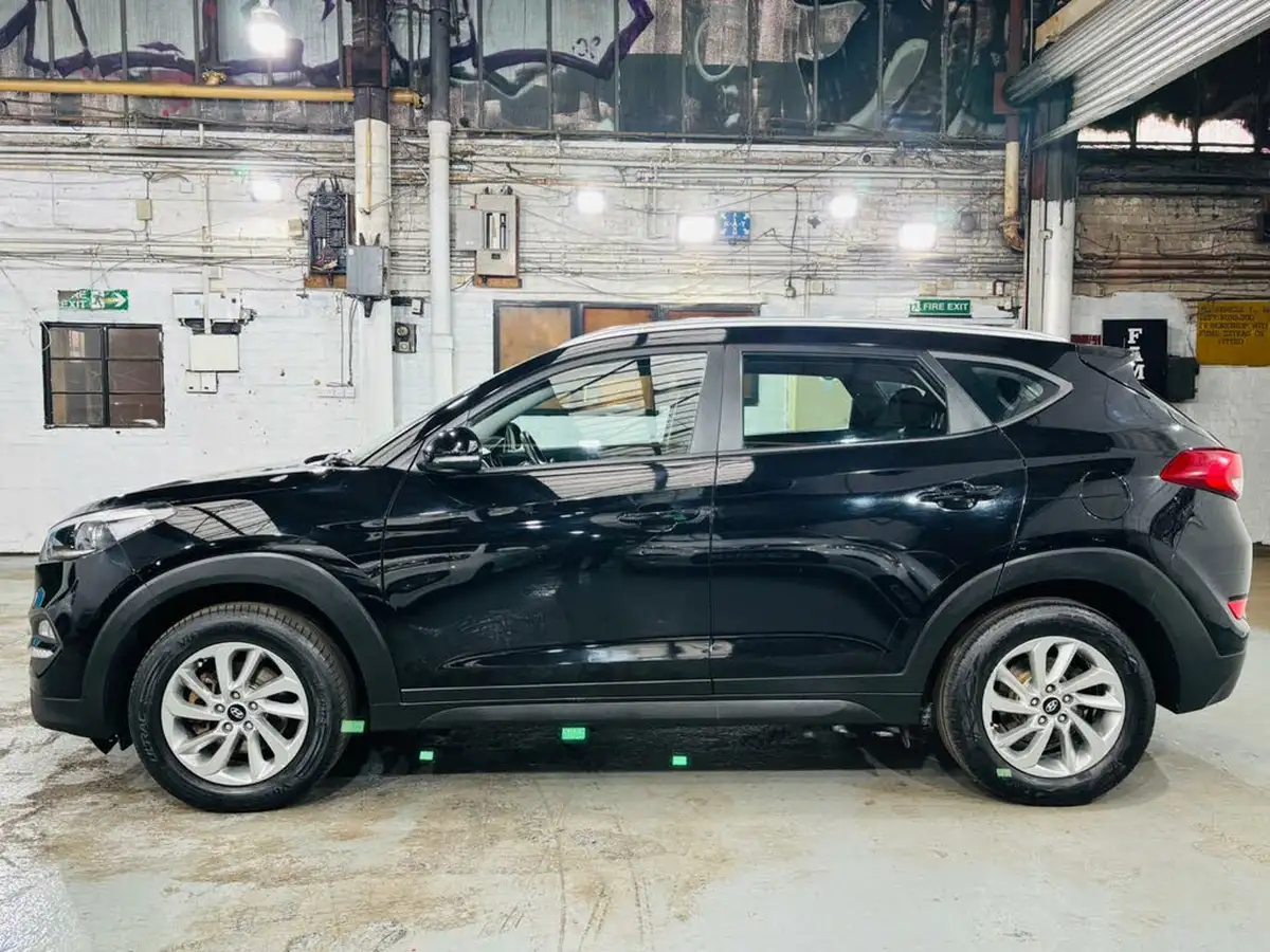 2016-hyundai-tucson-17crdi-blue-drive-se-nav-116ps-big-7
