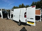 2021-renault-trafic-20dci-ll30-energy-120-business-panel-small-22