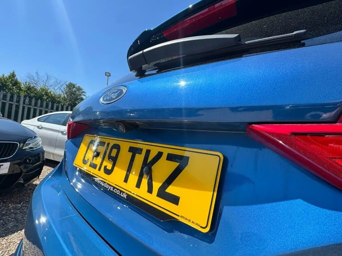 2019-ford-fiesta-15t-st-3-3d-big-6
