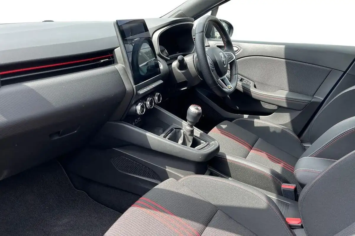 2023-renault-clio-10-tce-rs-line-big-5