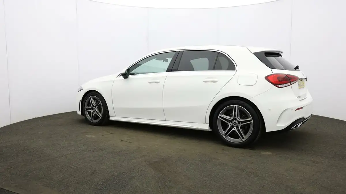2020-mercedes-benz-a-class-20-a250-amg-line-executive-hatchback-5d-big-67