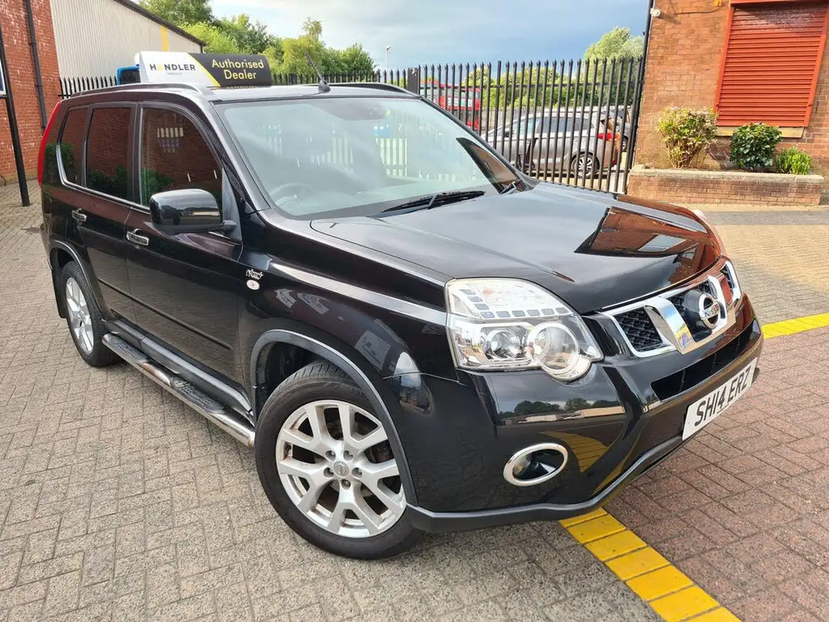 2014-nissan-x-trail-20td-n-tec-big-0