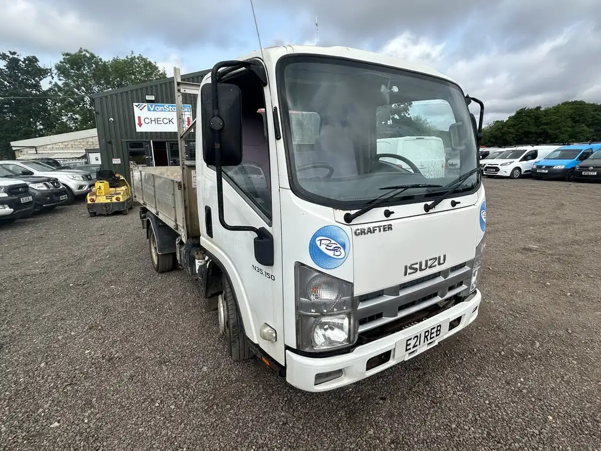 2013-isuzu-truck-n-30td-n35150-t-grafter-dropside-truck-big-0