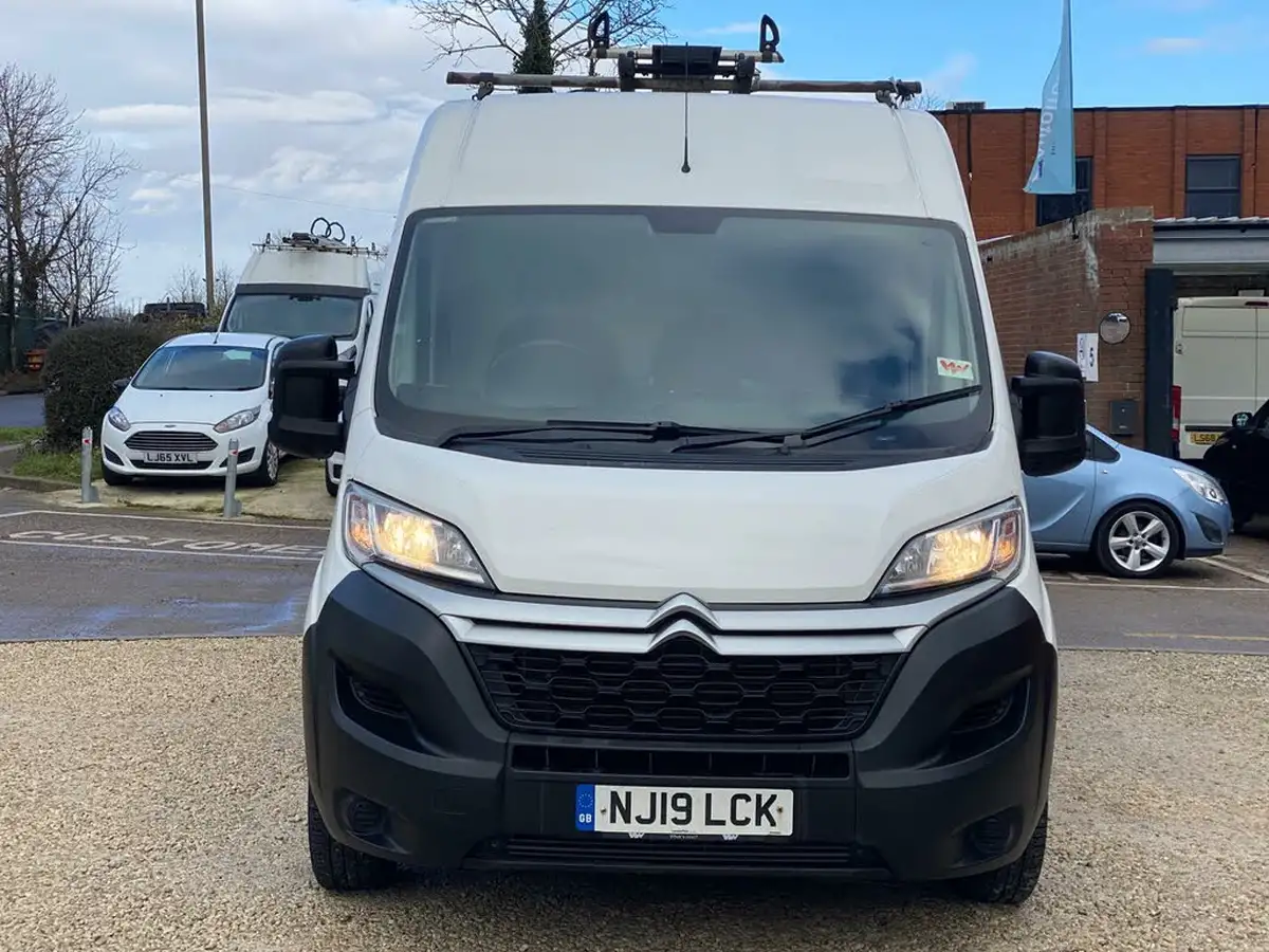 2019-citroen-relay-20bluehdi-35-l2h2-big-8