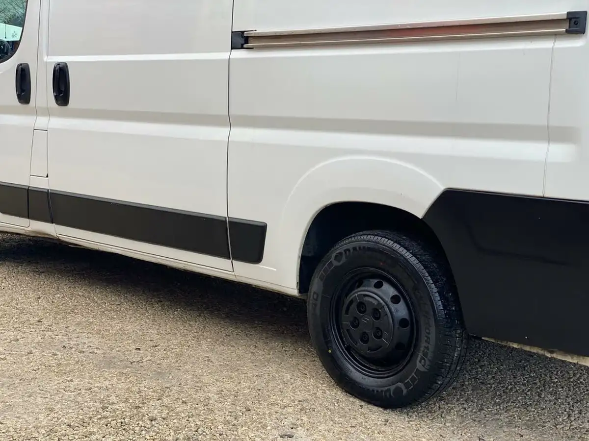 2019-citroen-relay-20bluehdi-35-l2h2-big-53
