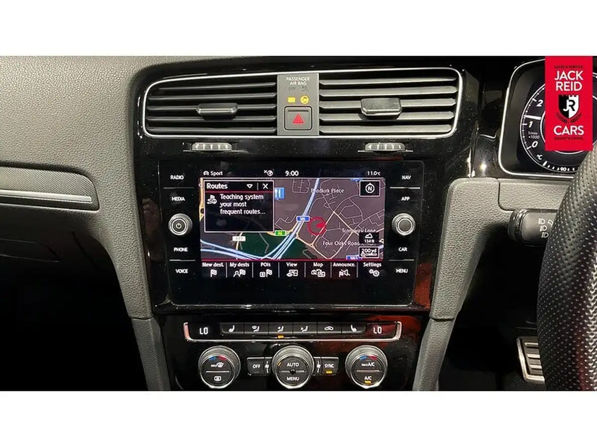 2019-volkswagen-golf-20-tsi-gti-tcr-5d-big-4