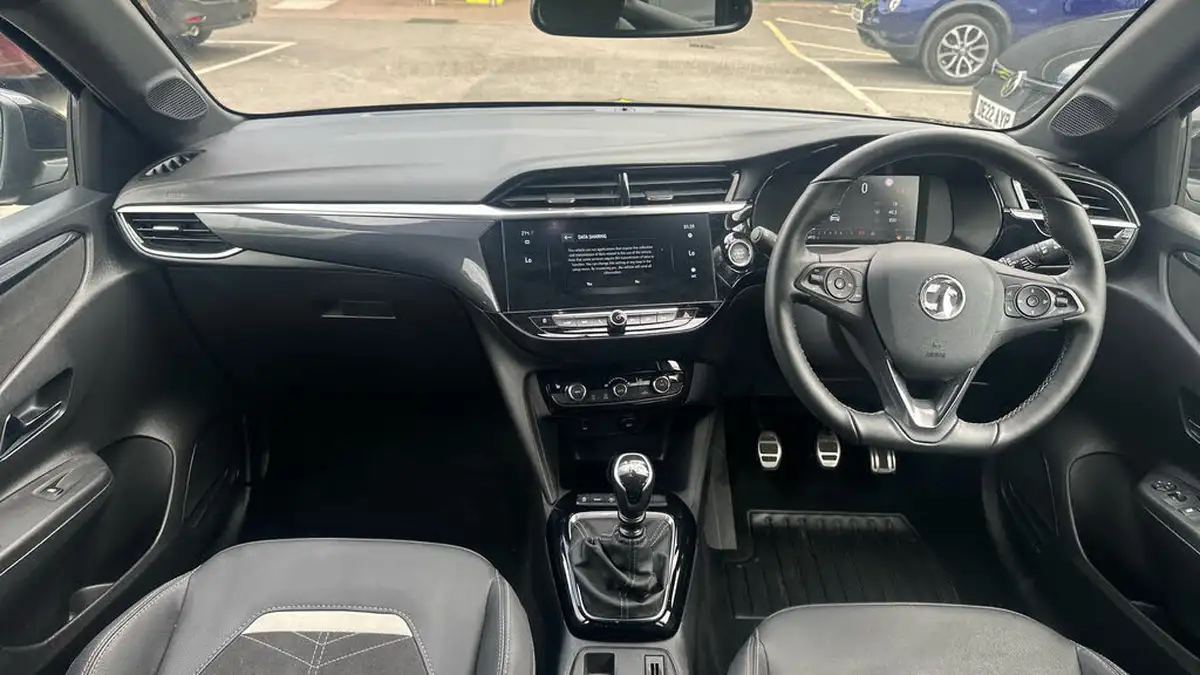 2022-vauxhall-corsa-12-turbo-ultimate-100ps-big-10