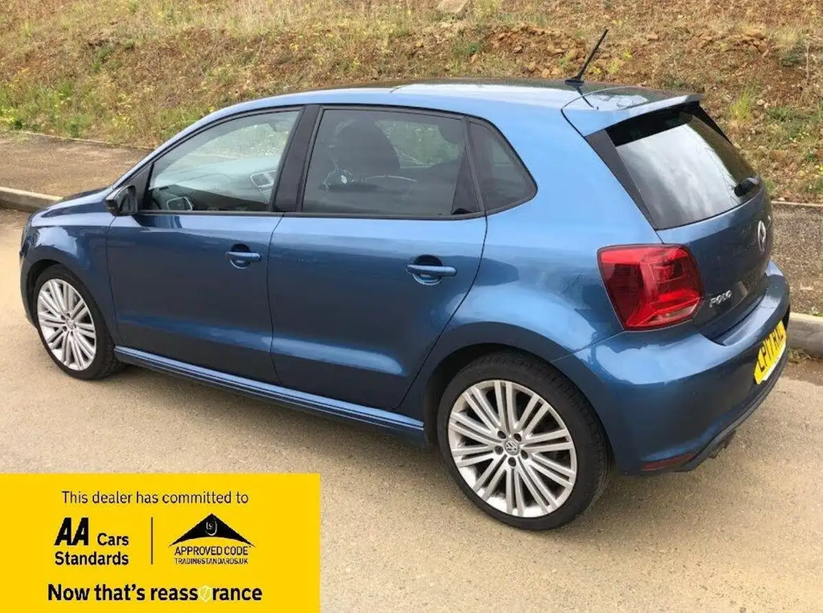 2017-volkswagen-polo-14-tsi-bluegt-act-ss-5d-dsg-big-2