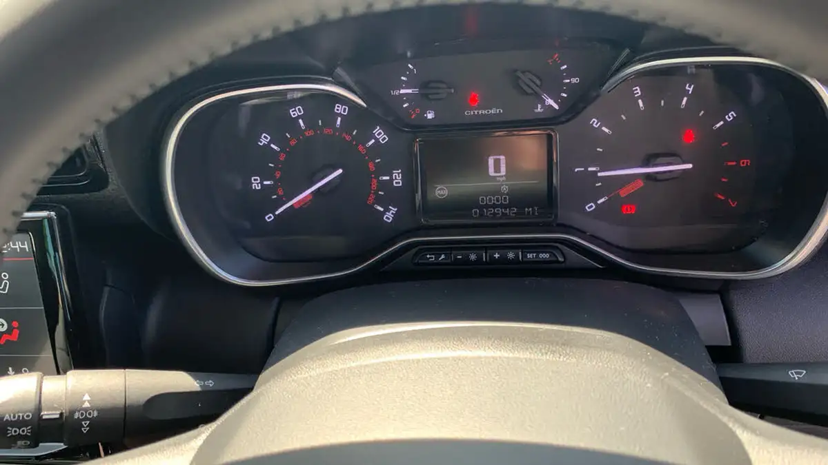 2022-citroen-c3-aircross-12-puretech-shine-plus-110ps-big-12