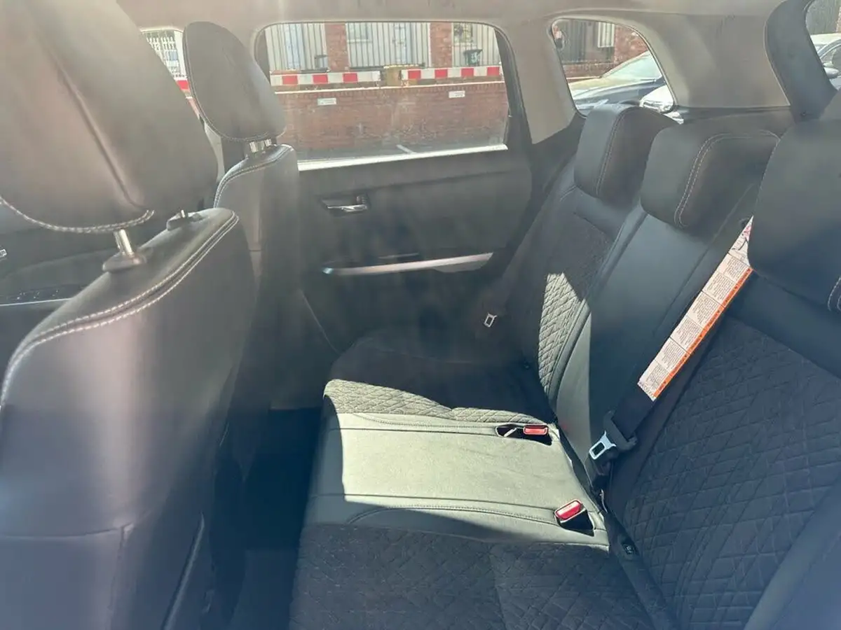 2019-suzuki-vitara-14-boosterjet-sz5-allgrip-big-19
