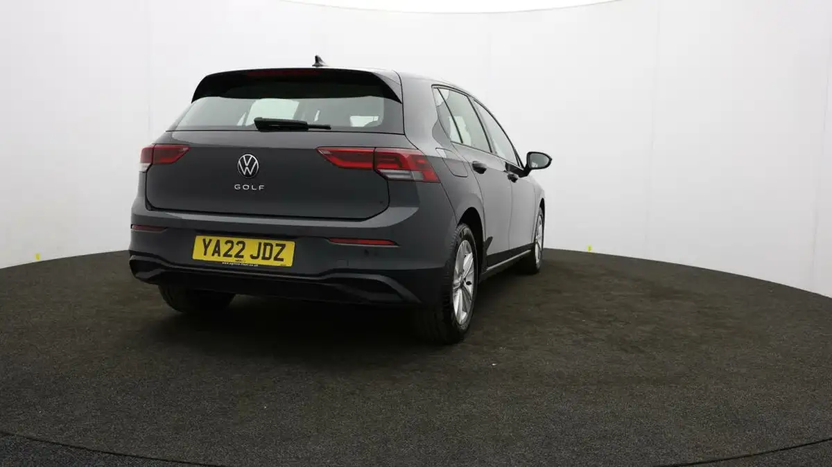 2022-volkswagen-golf-20tdi-life-hatchback-big-73