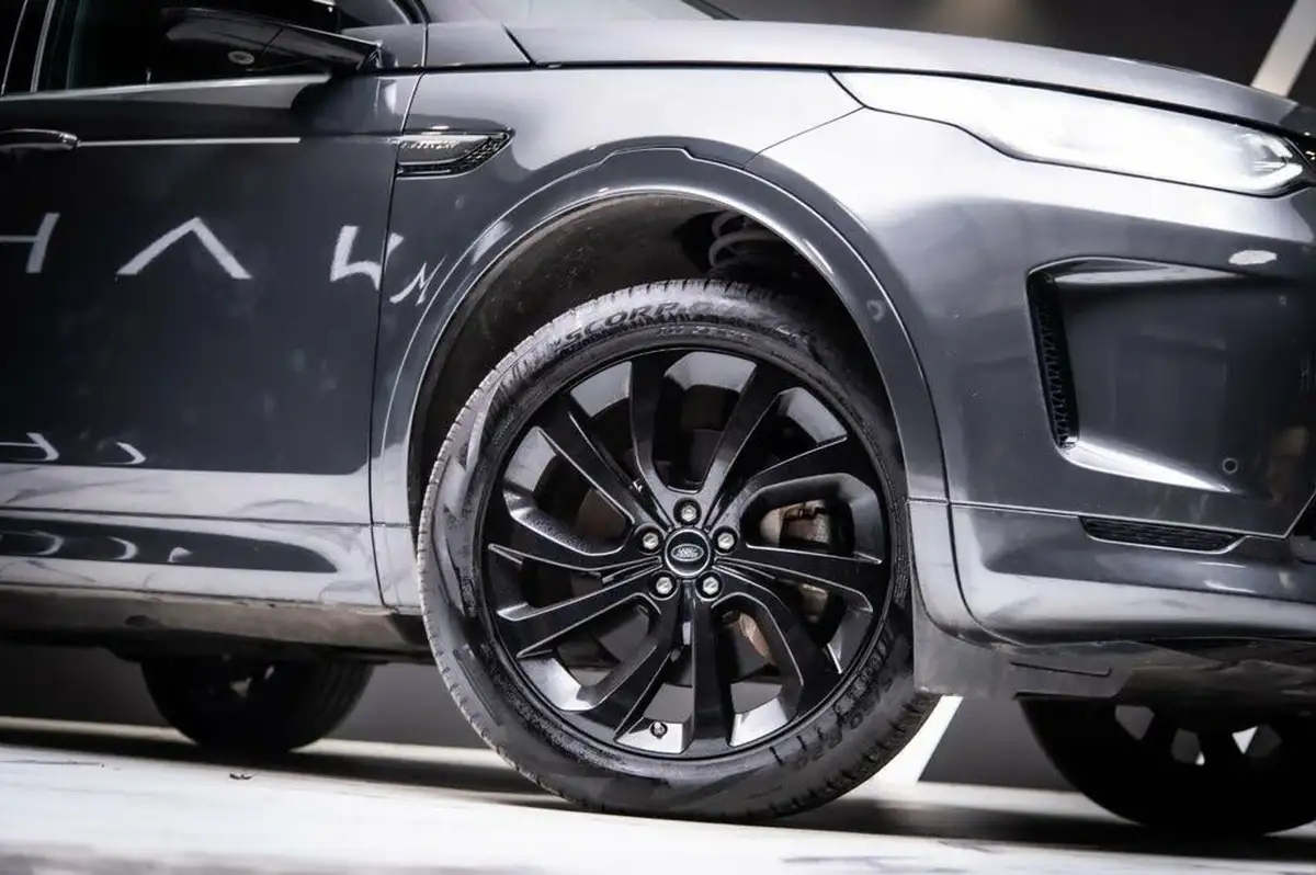 2020-land-rover-discovery-sport-20-d180-r-dynamic-hse-big-42