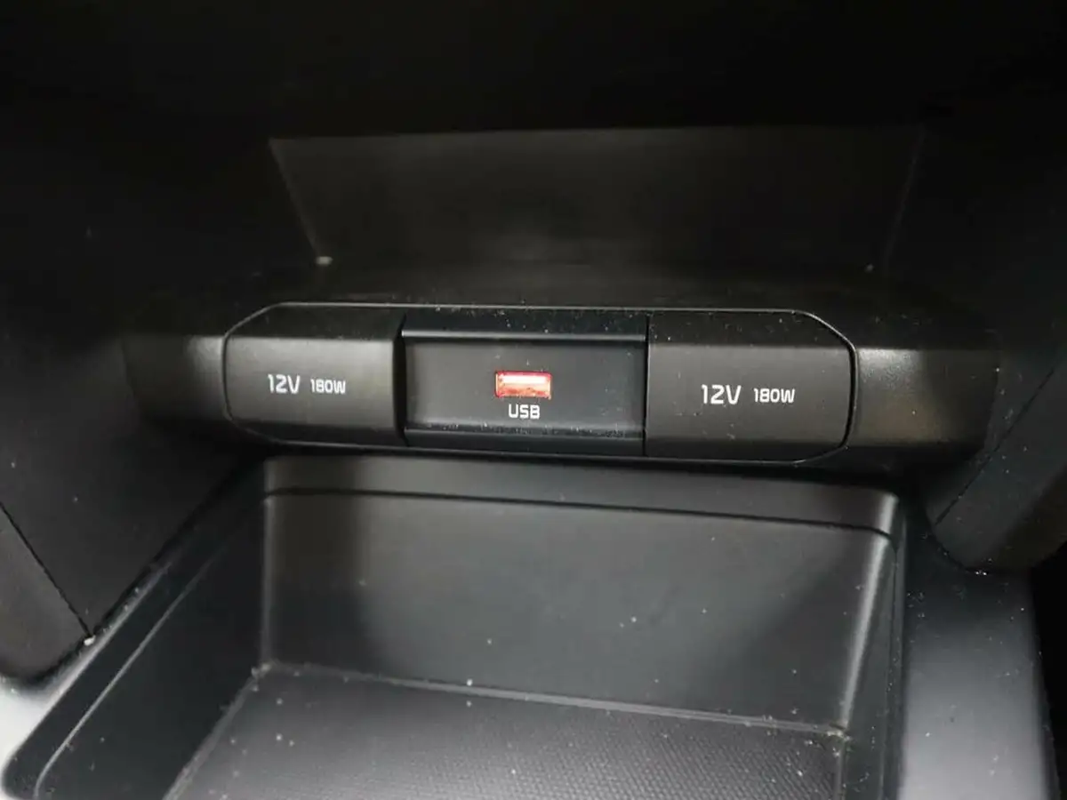 2022-kia-xceed-10-t-gdi-2-big-28