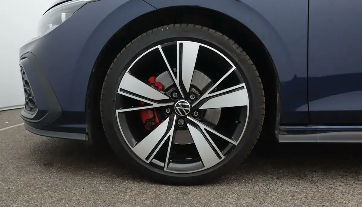 2022-volkswagen-golf-20tdi-gtd-big-18