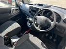 2017-peugeot-partner-small-9