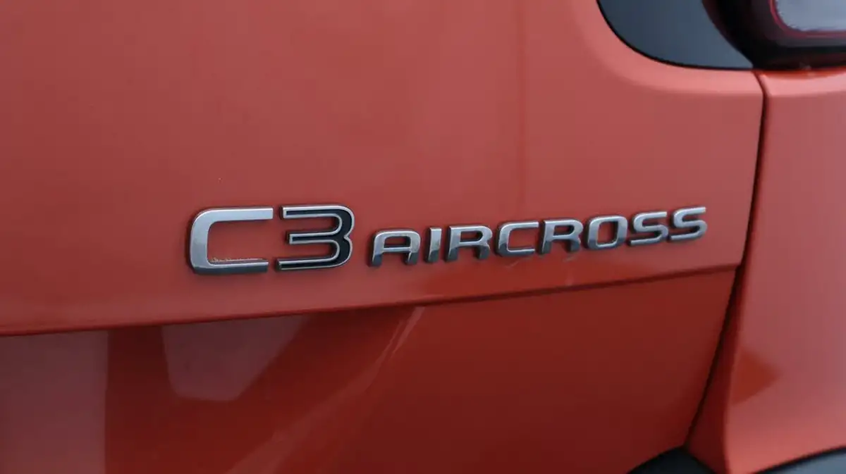 2020-citroen-c3-aircross-12-puretech-feel-110ps-ss-big-21