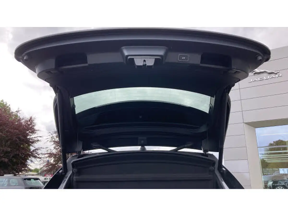 2021-jaguar-f-pace-20-d200-r-dynamic-se-mhev-big-26
