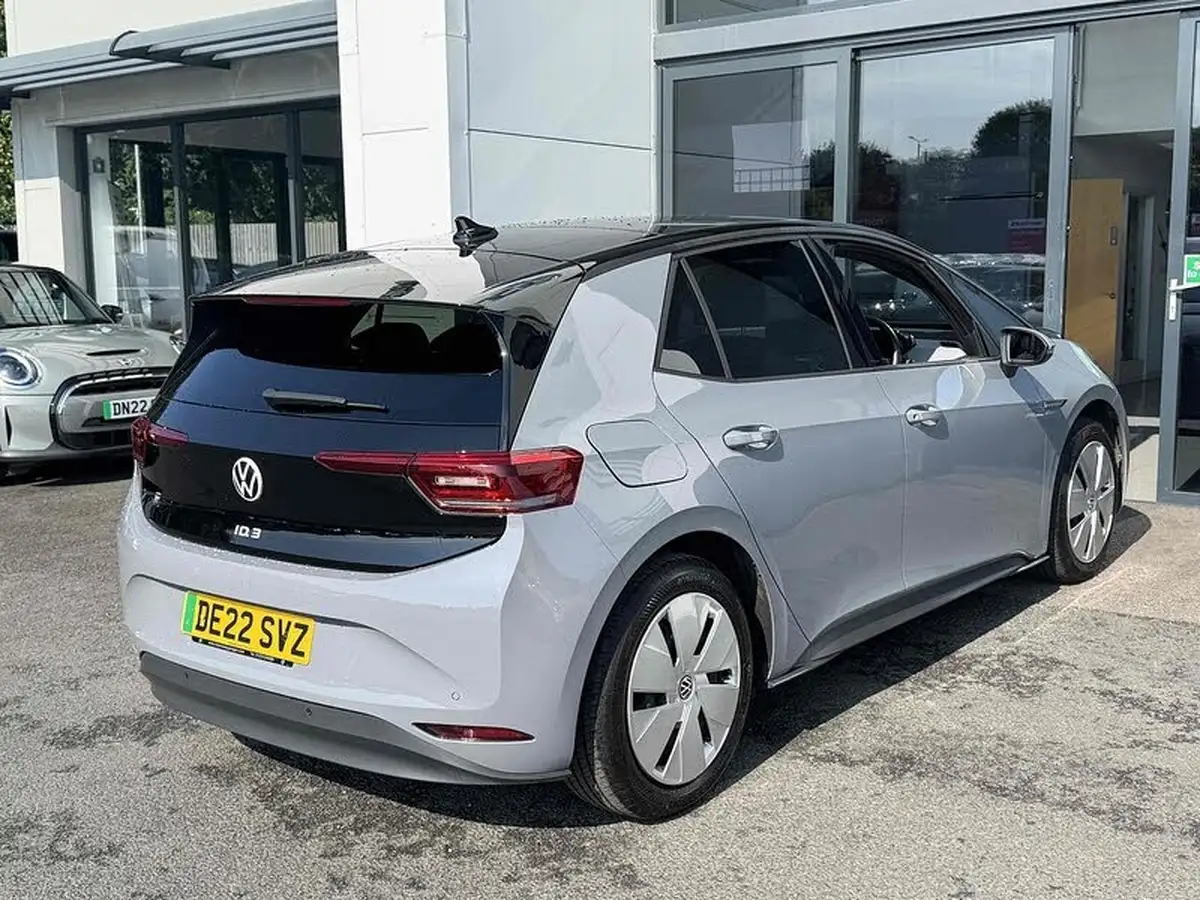 2022-volkswagen-id3-e-family-204ps-performance-big-13