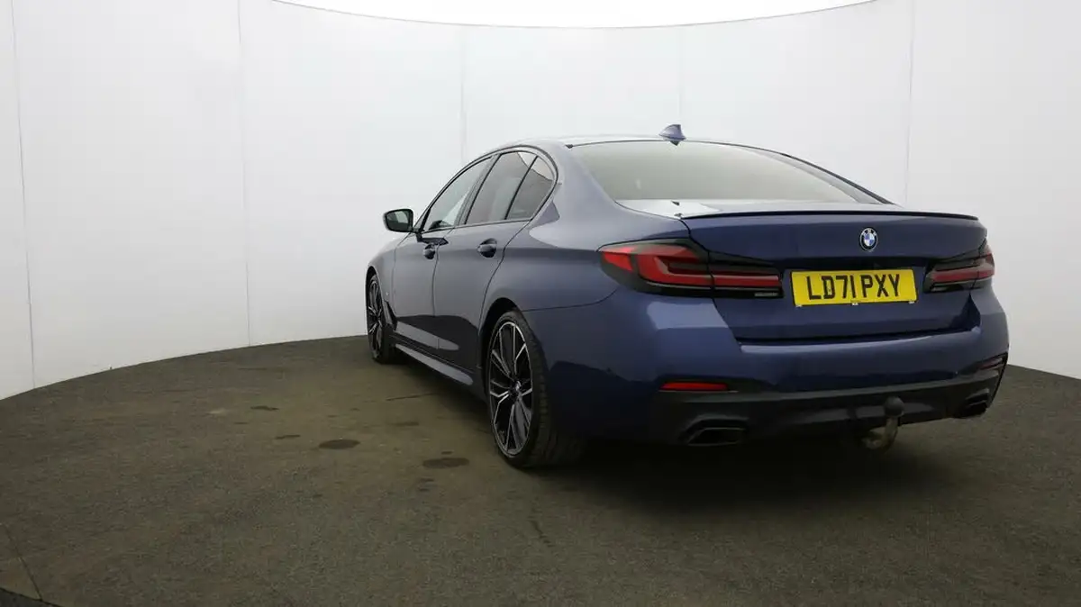 2021-bmw-5-series-20td-520d-m-sport-mht-saloon-4d-big-33