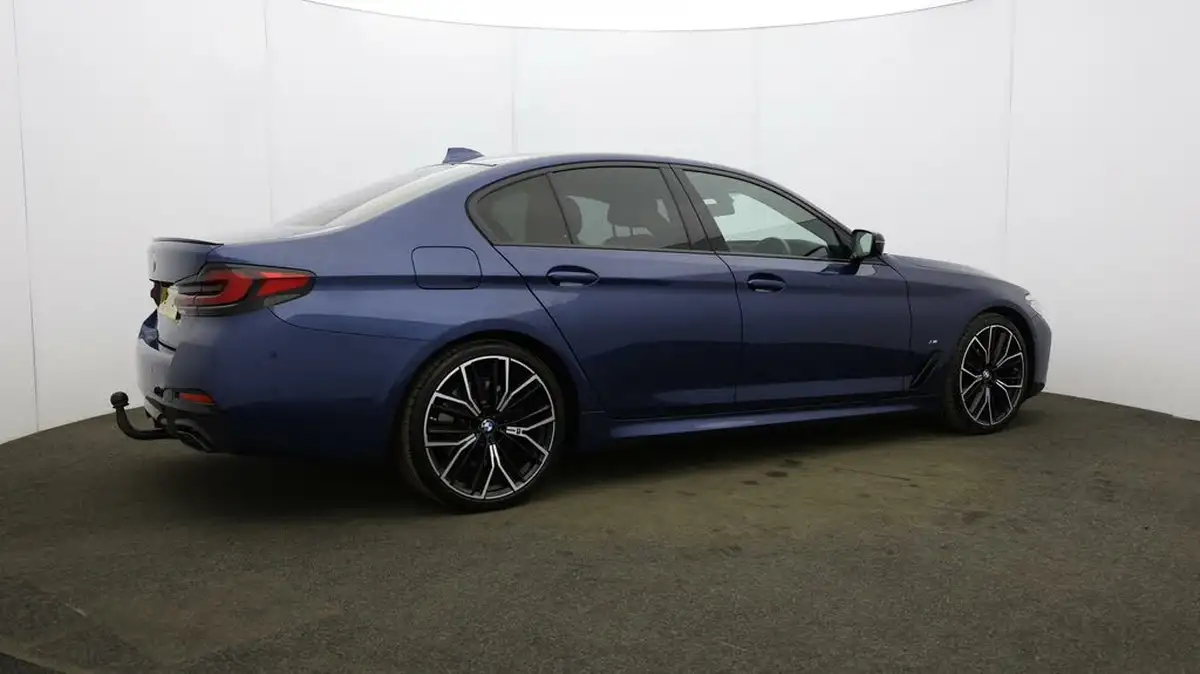 2021-bmw-5-series-20td-520d-m-sport-mht-saloon-4d-big-57