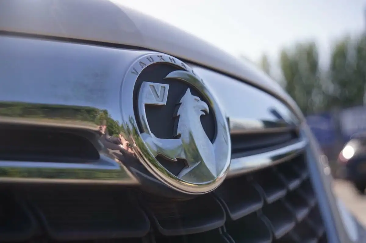 2014-vauxhall-mokka-16-tech-line-big-24