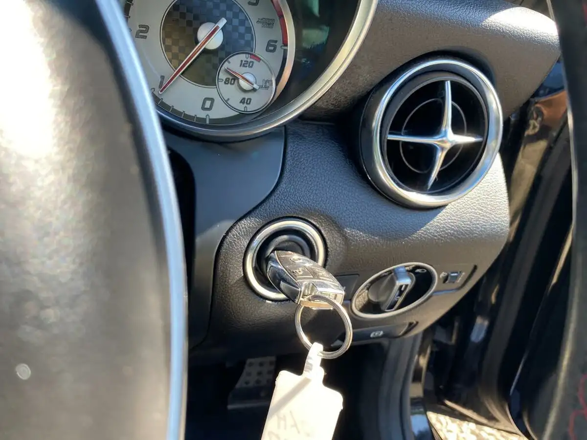 2014-mercedes-benz-slk-21td-slk250-amg-sport-big-43