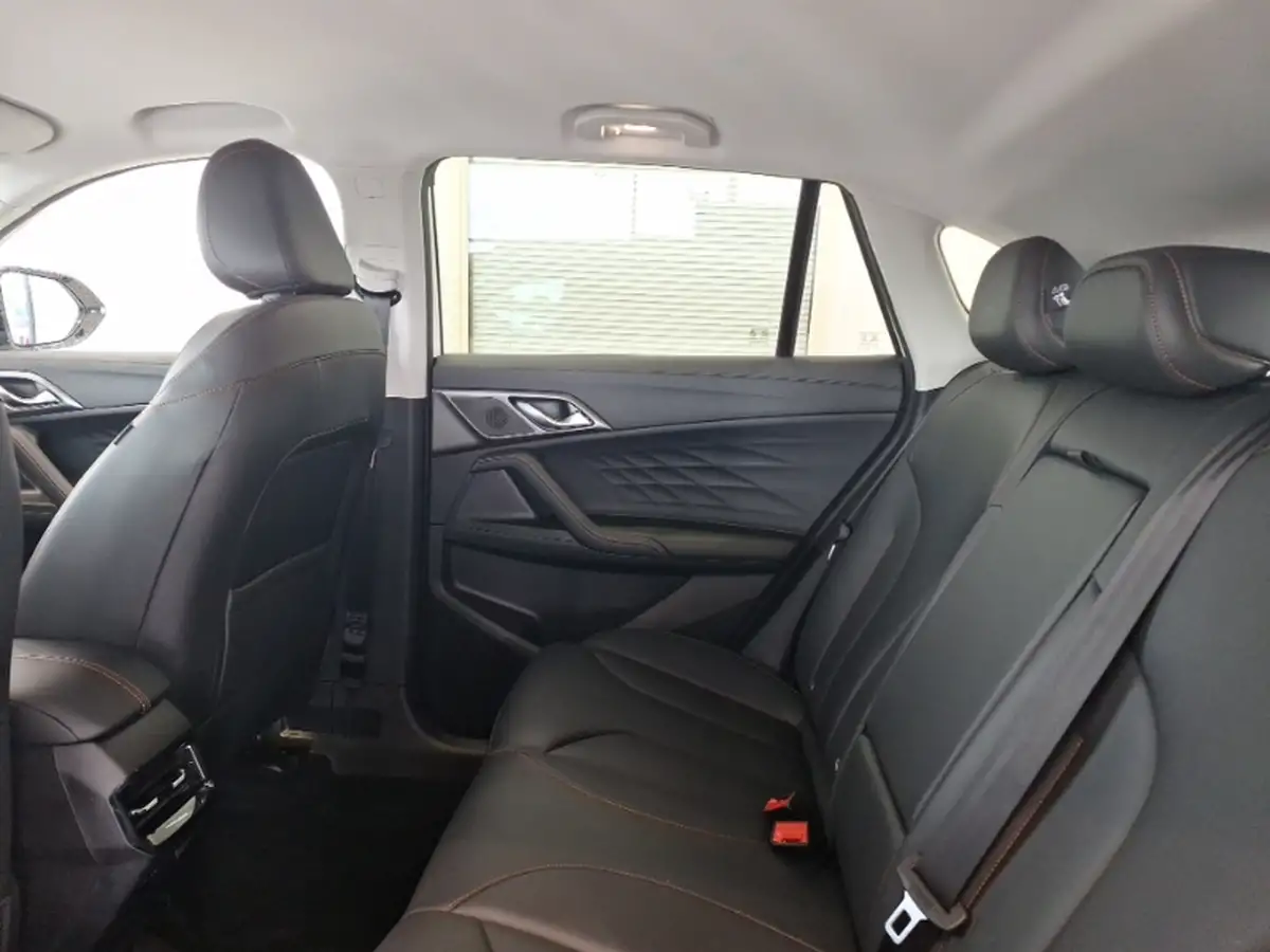 2024-seat-ibiza-10-mpi-se-big-5