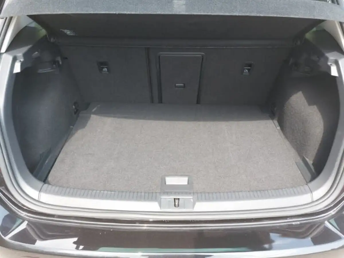 2015-volkswagen-golf-14-tsi-gt-actbmtss-hatchback-5d-1395cc-dsg-big-7