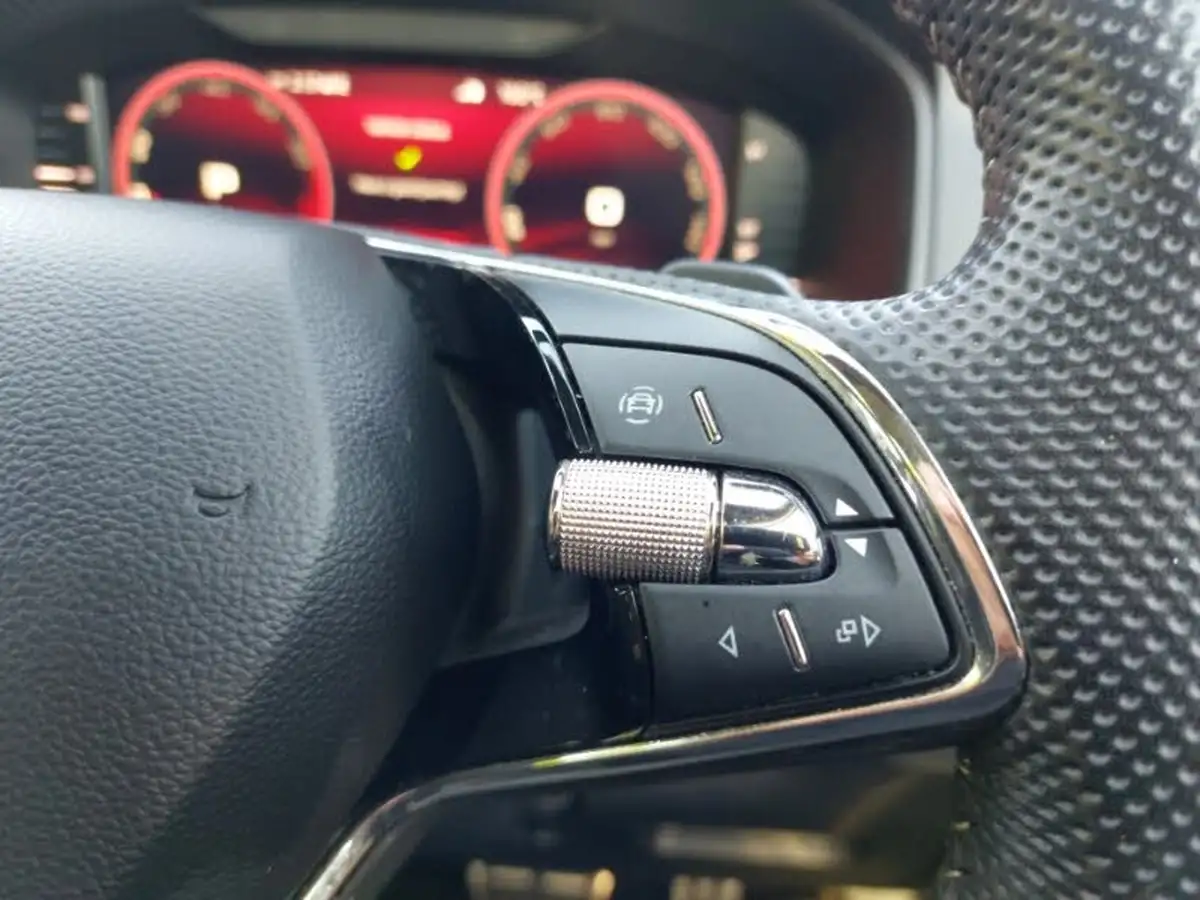2023-skoda-karoq-15-tsi-sportline-dsg-big-11
