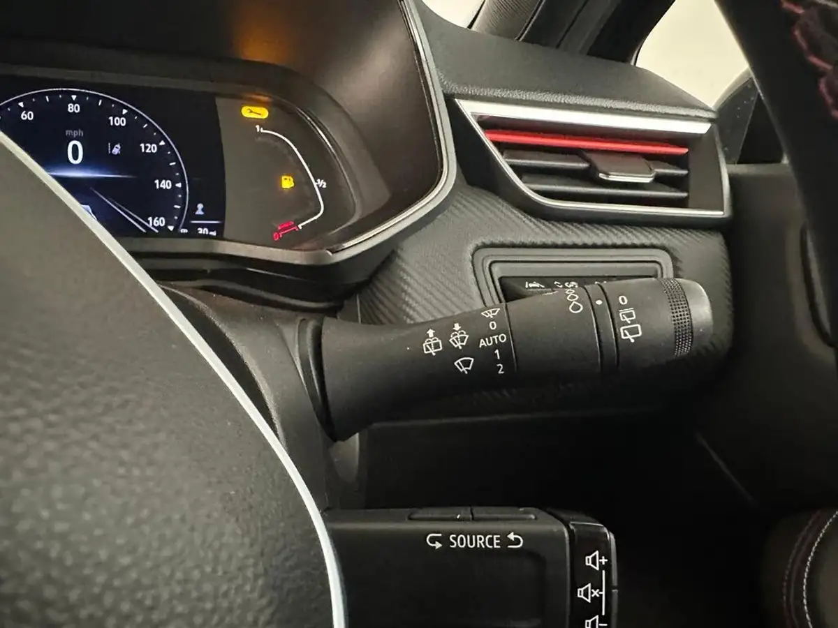 2021-renault-clio-10-tce-rs-line-90ps-big-37