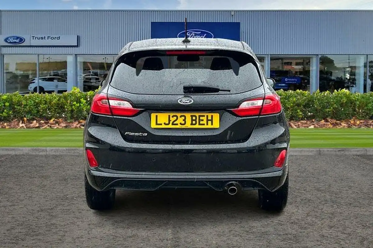 2022-ford-fiesta-10t-st-line-100ps-5d-big-6