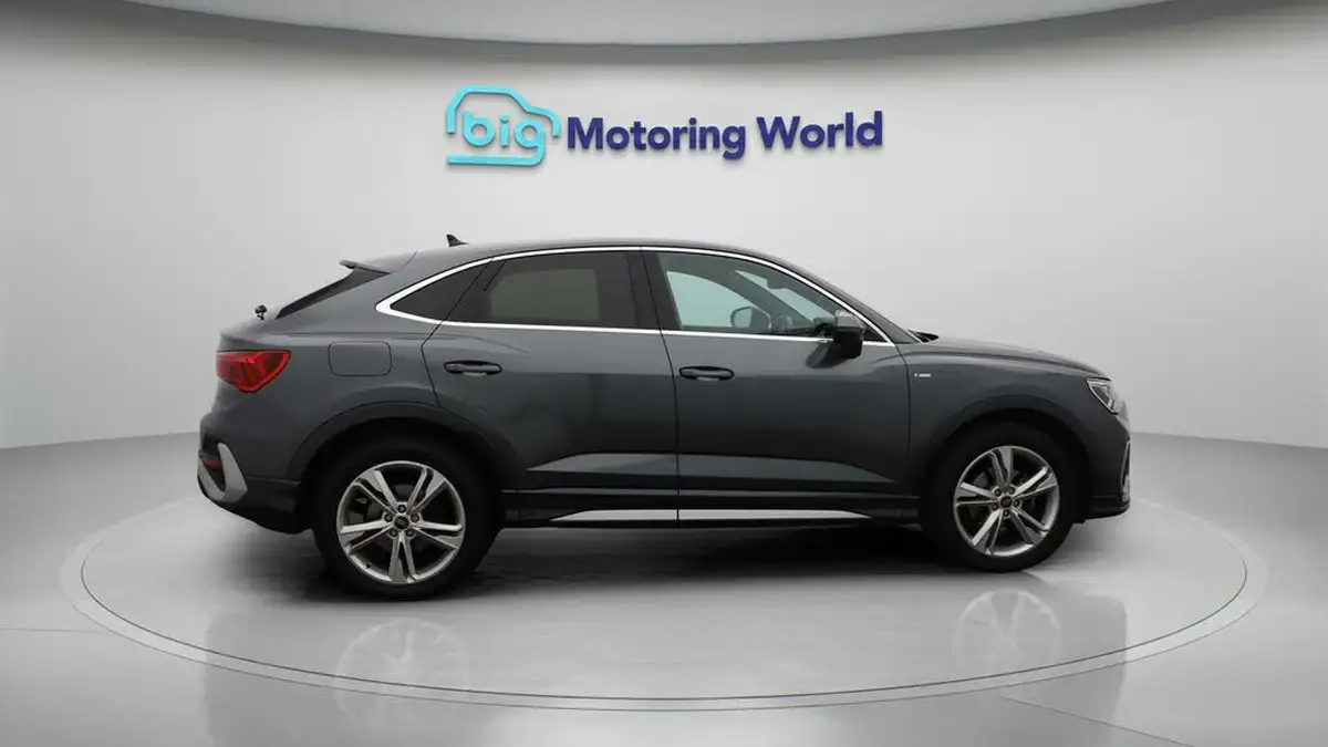 2022-audi-q3-15-35-tfsi-s-line-cod-sportback-tronic-big-8