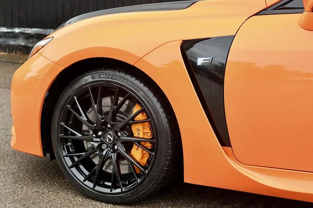 2015-lexus-rc-f-50-f-carbon-big-15