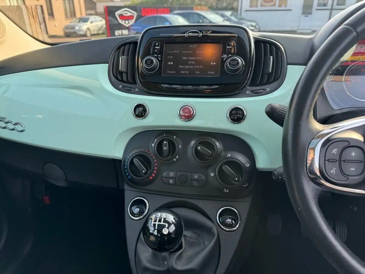 2019-fiat-500-12-lounge-ss-big-15
