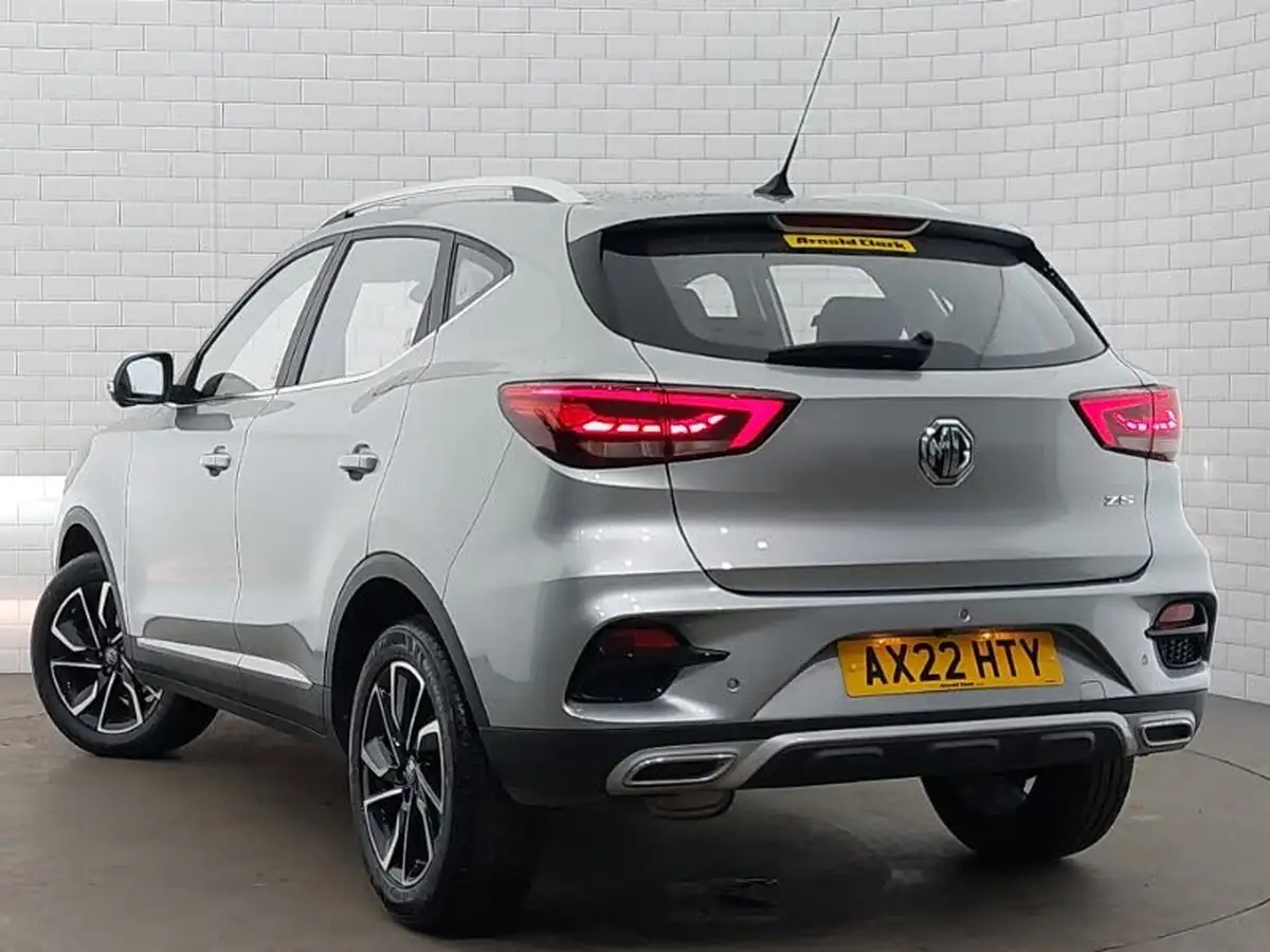 2022-mg-zs-suv-15-vti-tech-exclusive-big-1