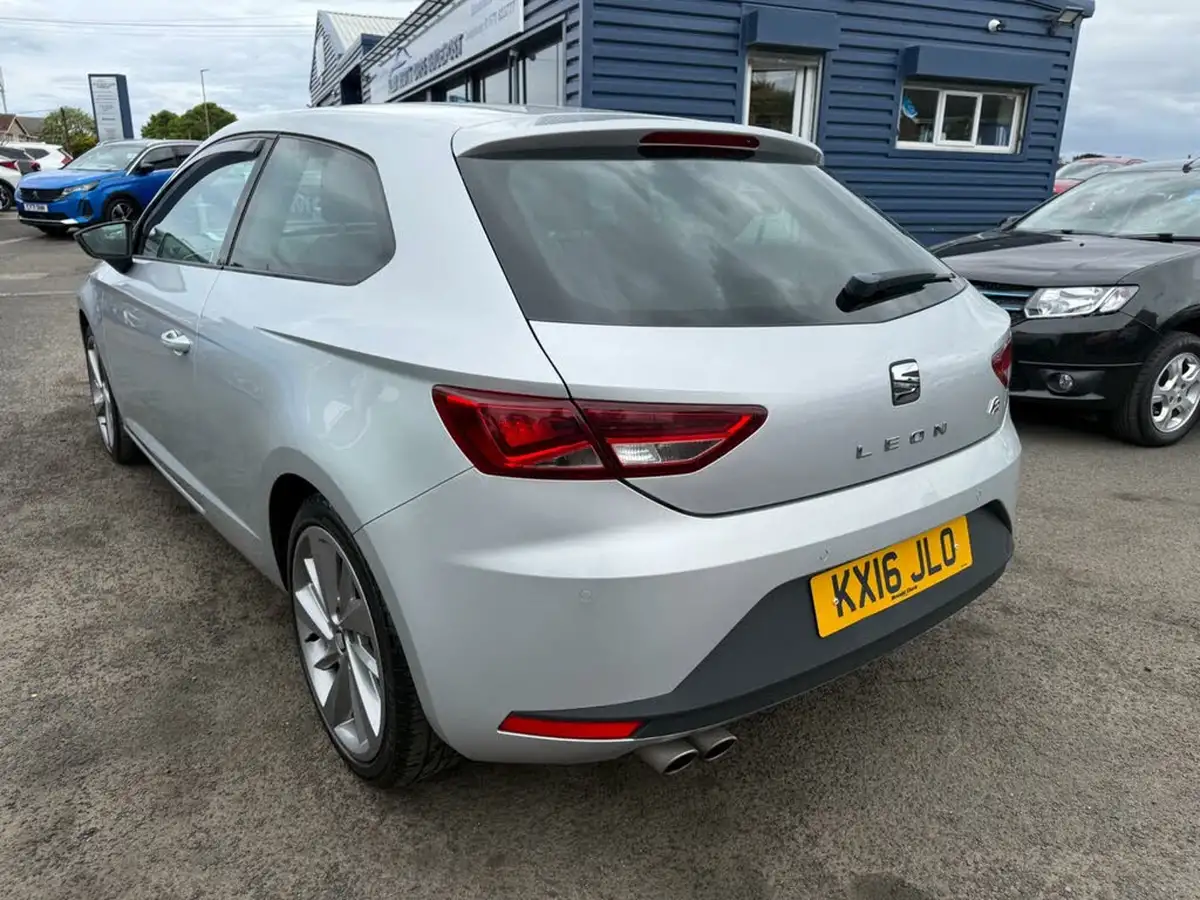 2016-seat-leon-14-fr-tech-pack-ecotsi-sportcoupe-3d-1390cc-dsg-big-19