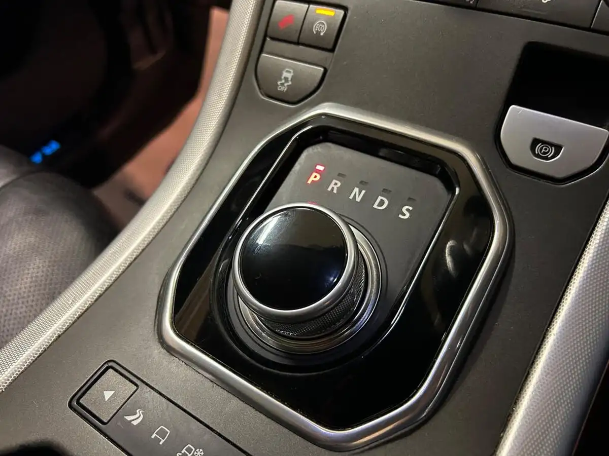 2014-land-rover-range-rover-evoque-22sd4-dynamic-hatchback-5d-auto-big-39